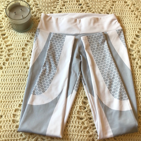 Exercise leggings - Picture 3 of 4